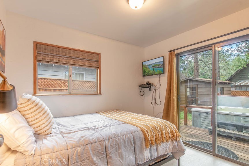 300 Los Angeles Avenue