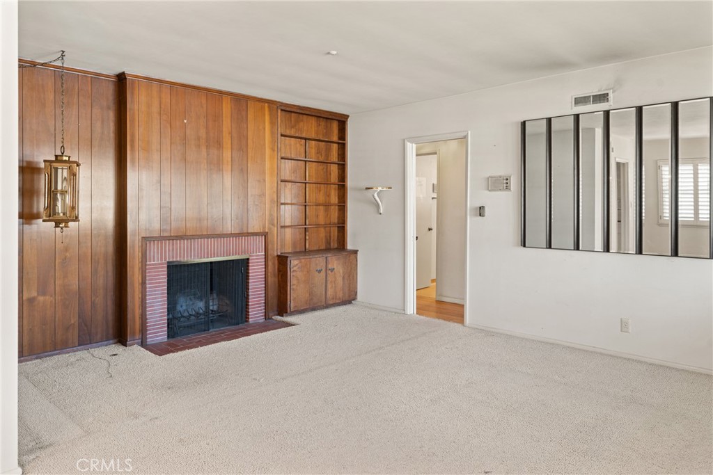 9844 Estrella Avenue