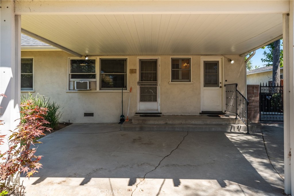 9844 Estrella Avenue