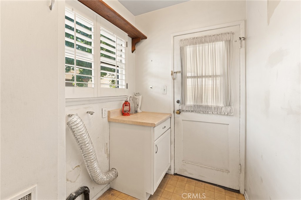 9844 Estrella Avenue