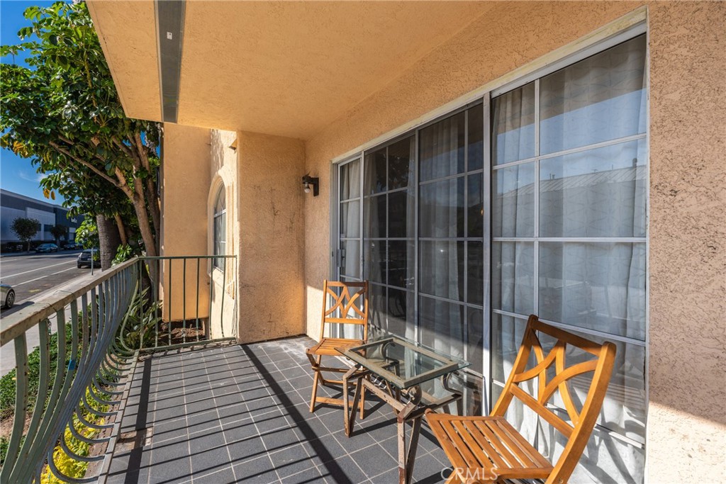 1207 Obispo Avenue 107