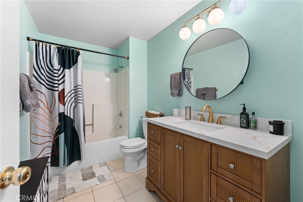 1207 Obispo Avenue 107