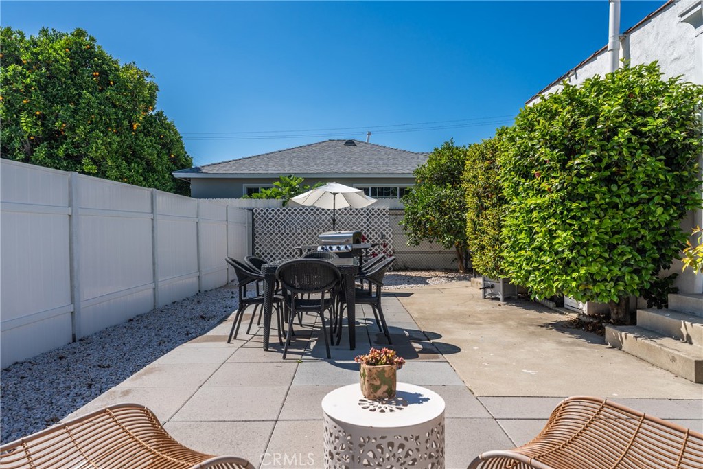 5512 Willowcrest