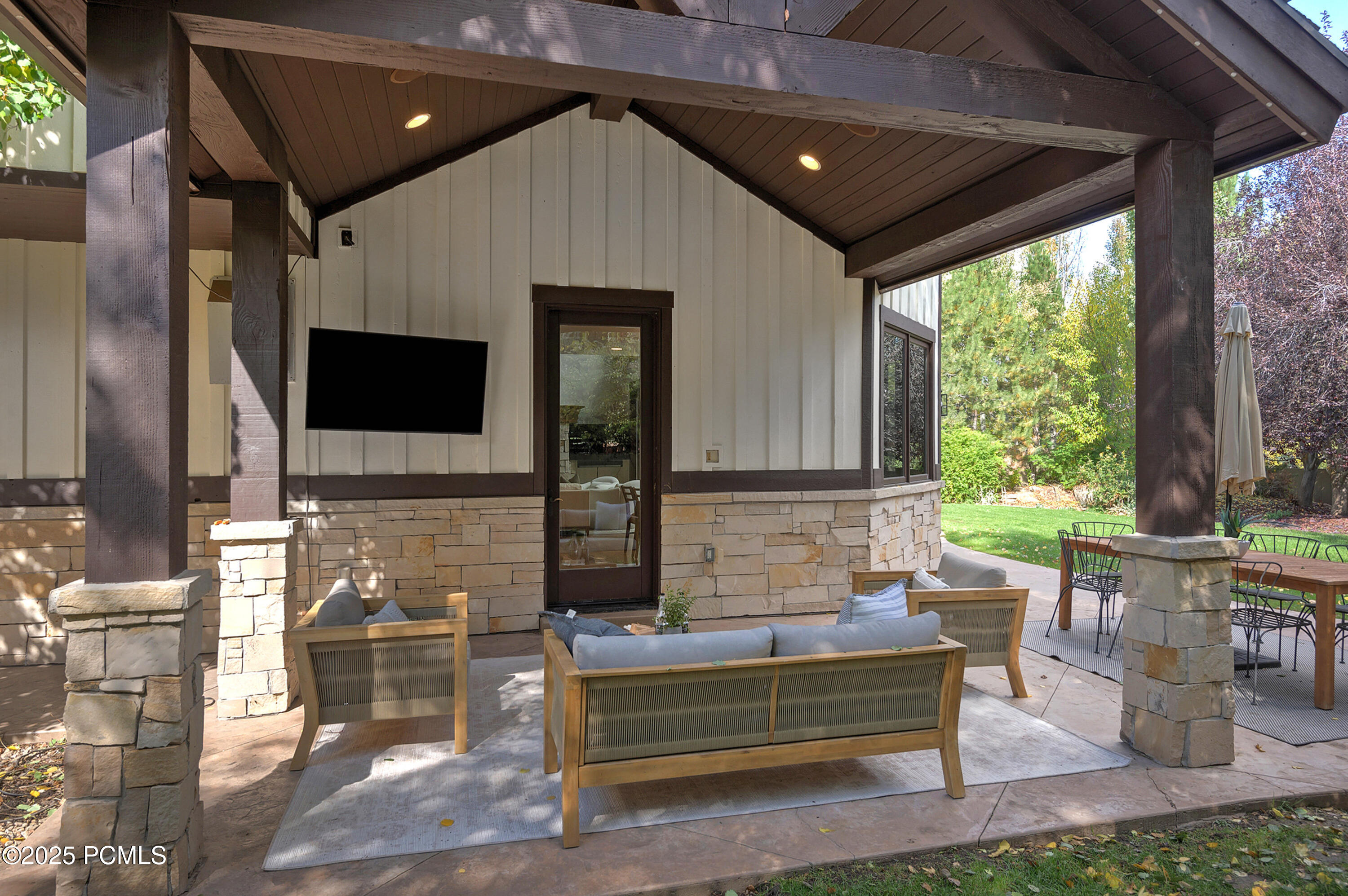 4784 Sagebrush Road