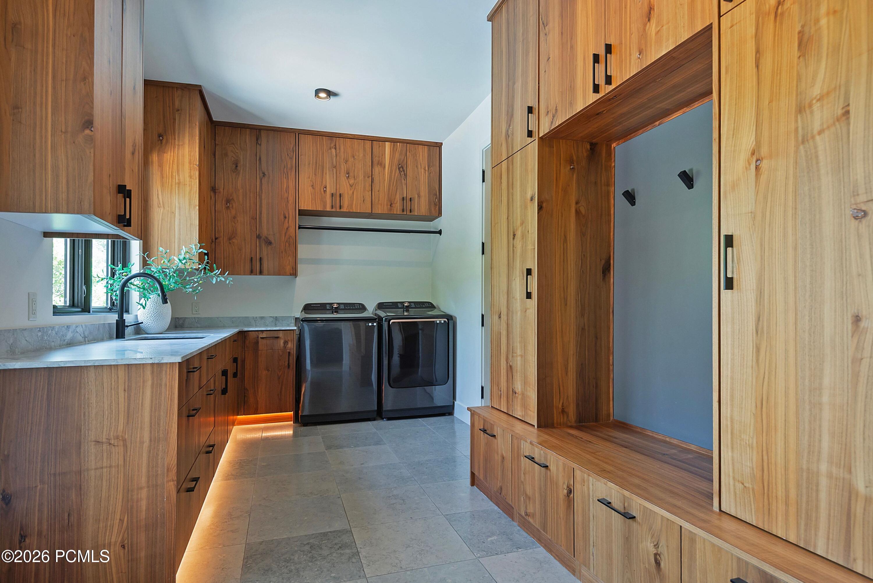 11651 N Soaring Hawk Lane