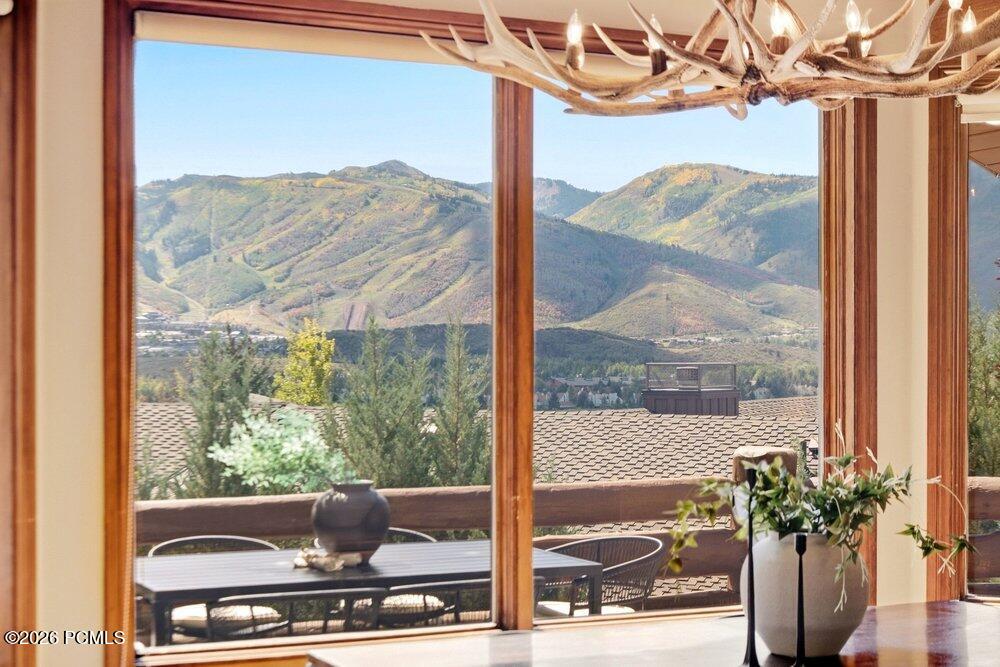 2555 Larkspur Drive
