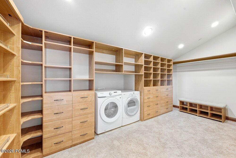 2555 Larkspur Drive
