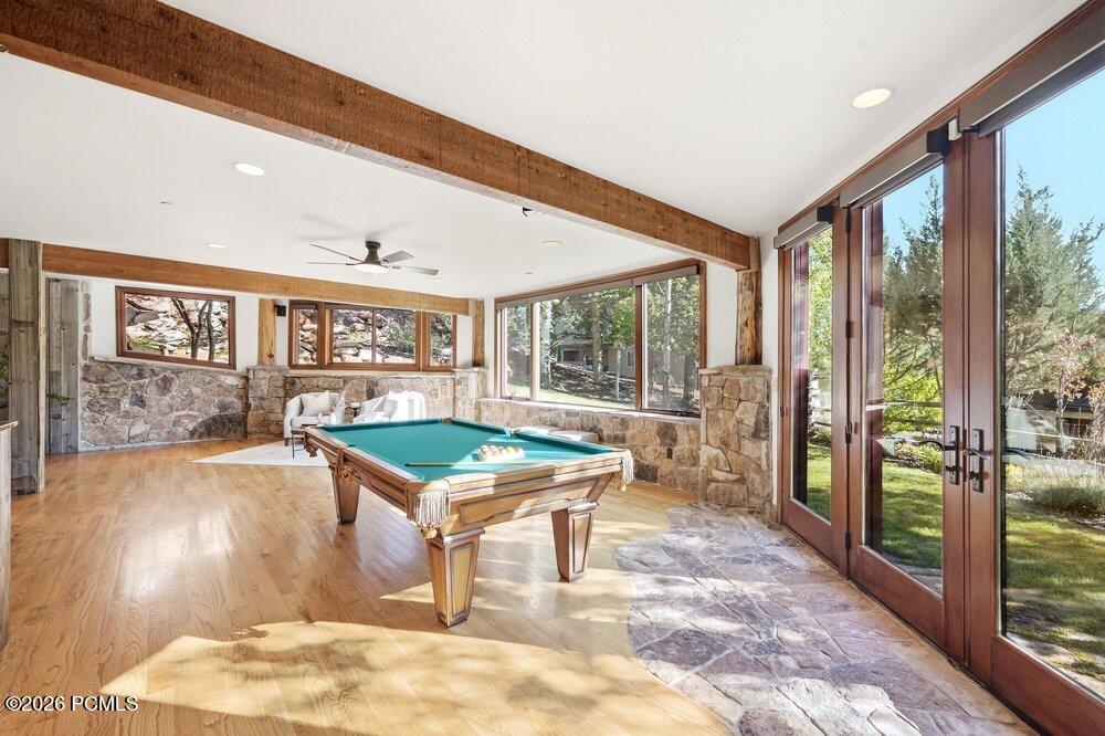 2555 Larkspur Drive