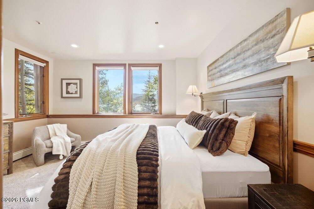 2555 Larkspur Drive