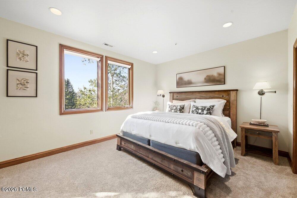 2555 Larkspur Drive