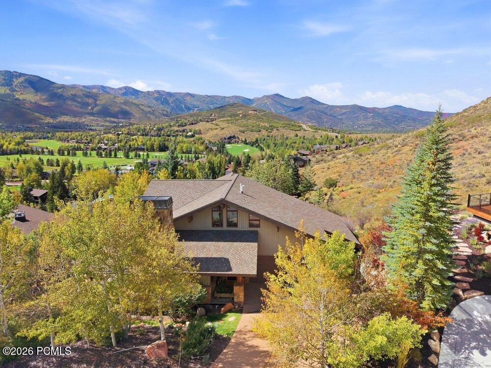 2555 Larkspur Drive
