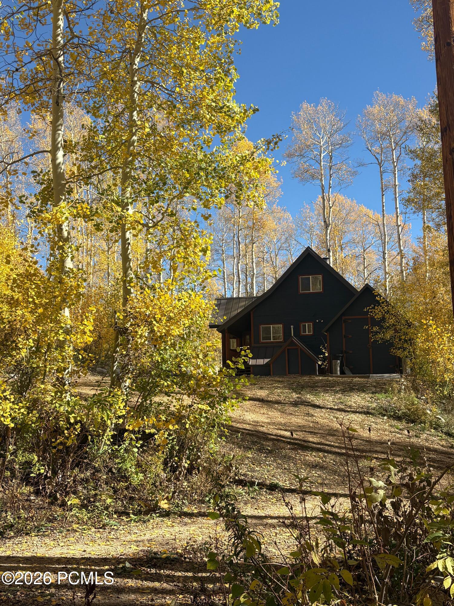 1548 W Lost Moose Lane