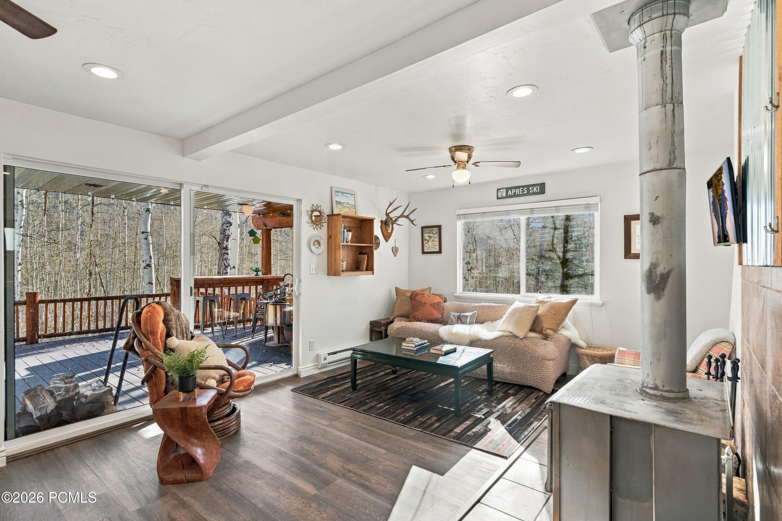 1548 W Lost Moose Lane