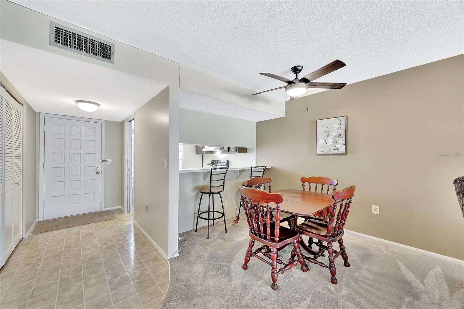 113 ISLAND WAY #241