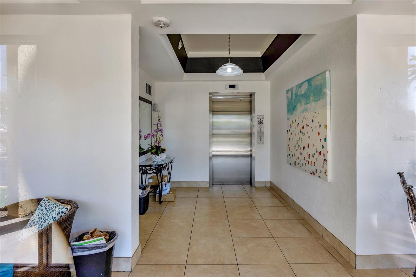 113 ISLAND WAY #241