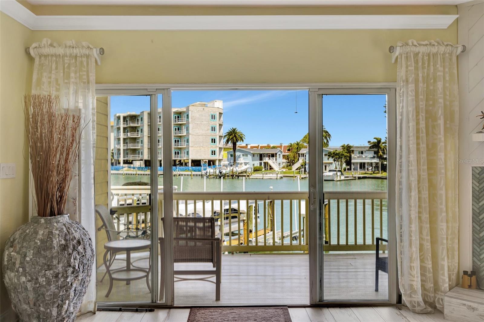 234 DOLPHIN PT #1