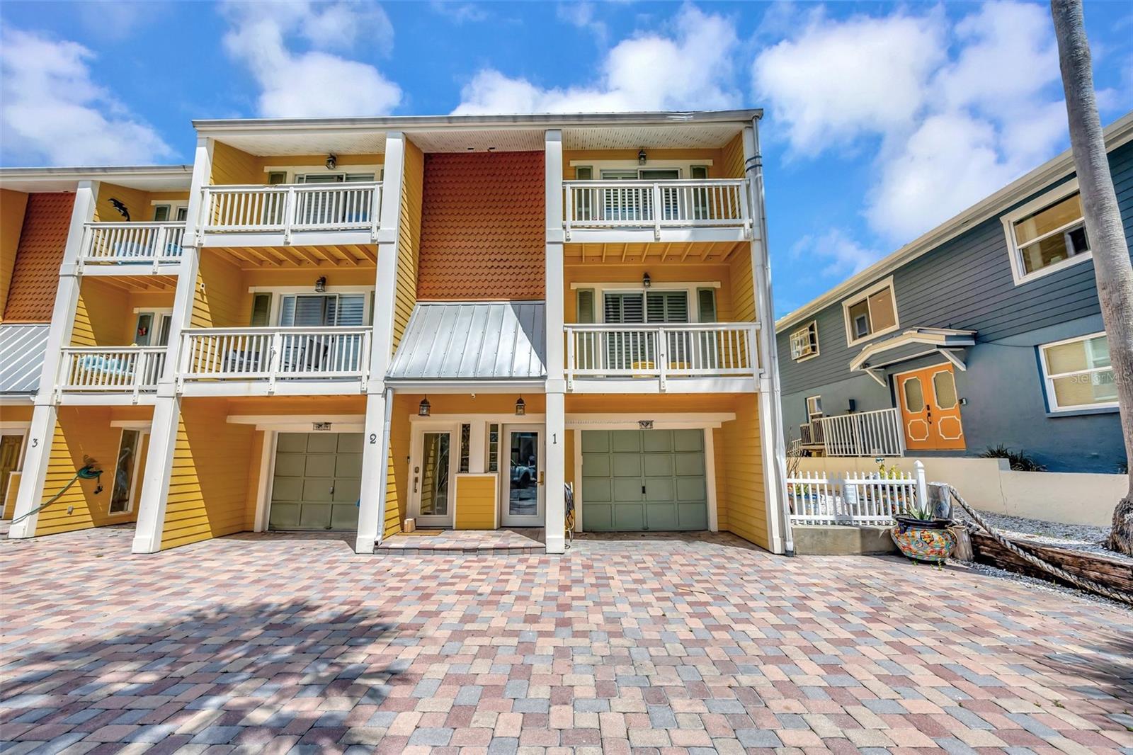 234 DOLPHIN PT #1