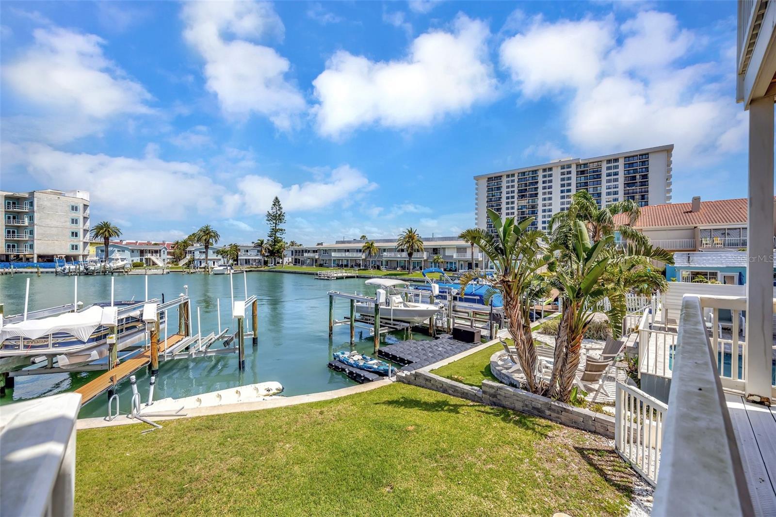 234 DOLPHIN PT #1