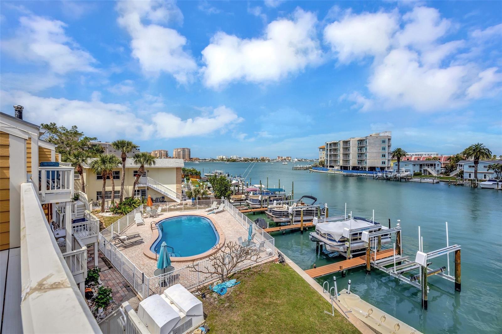 234 DOLPHIN PT #1