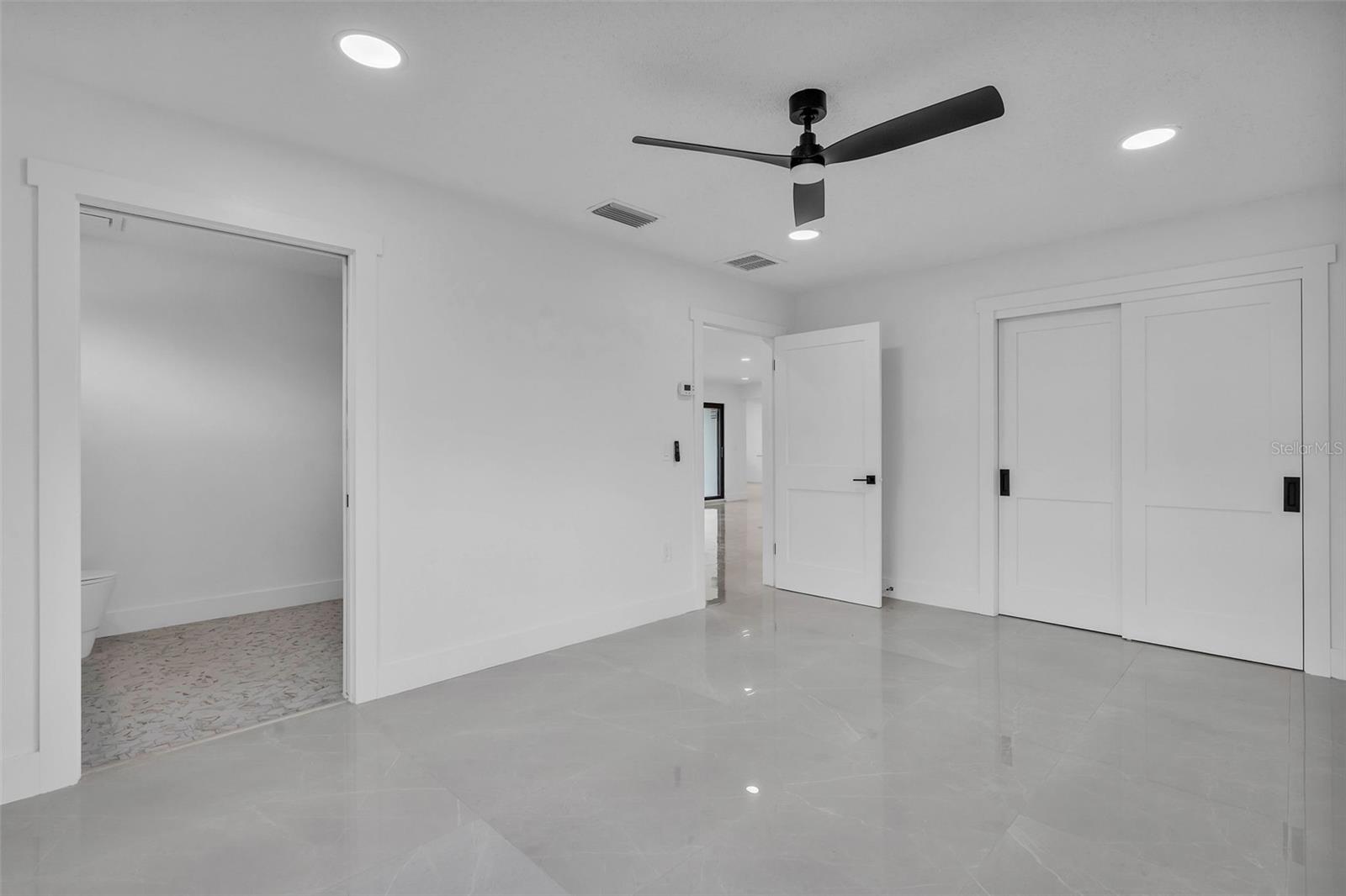 319 MIDWAY IS