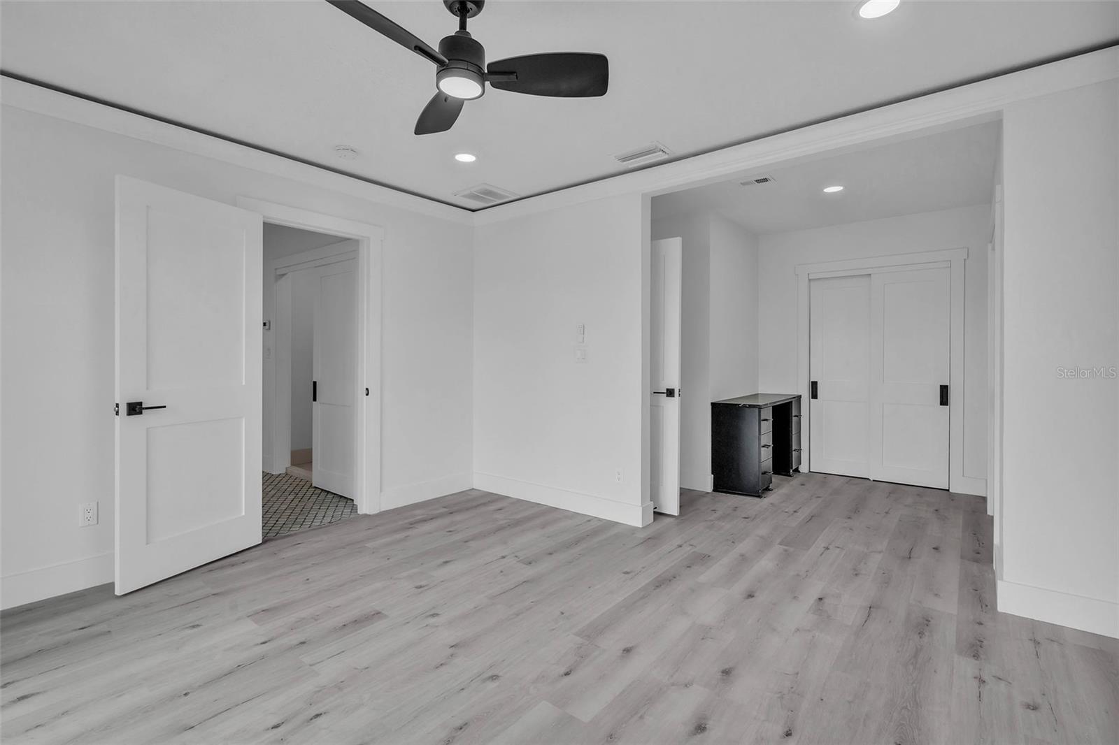 319 MIDWAY IS