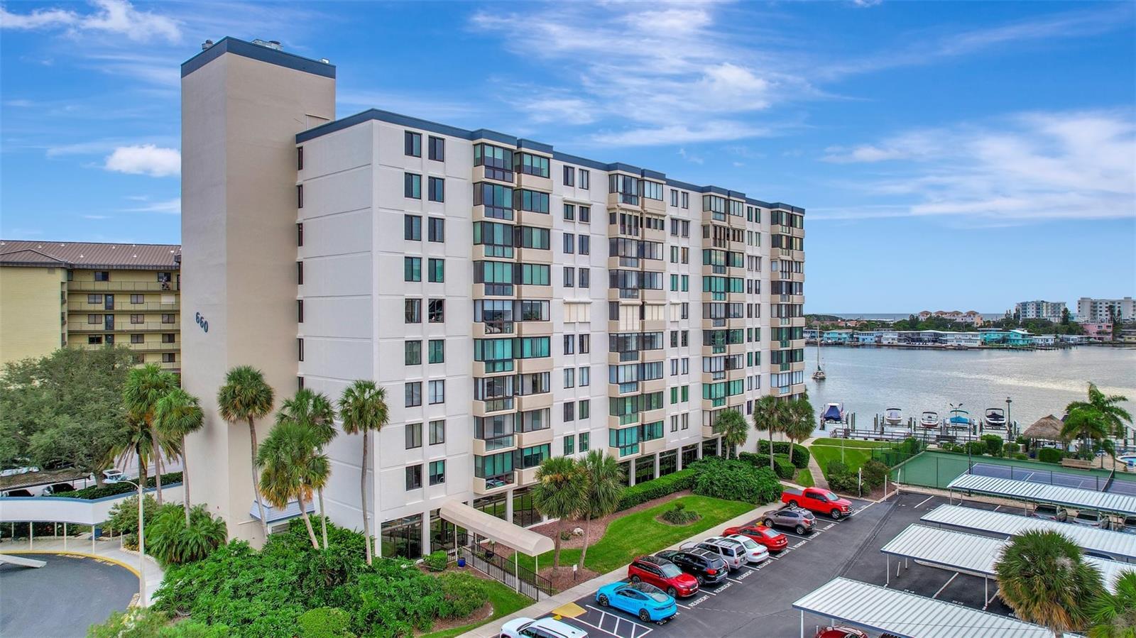660 ISLAND WAY #708
