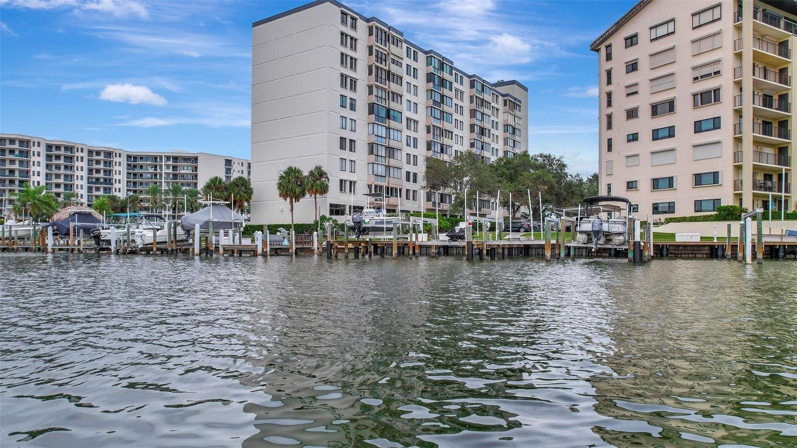 660 ISLAND WAY #708