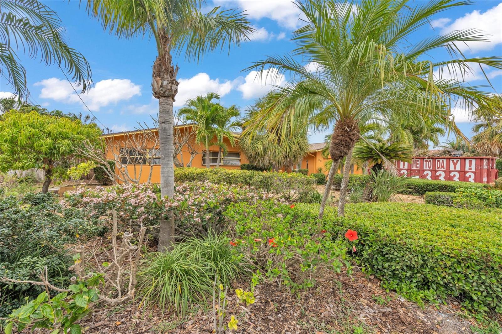 118 WINDWARD IS