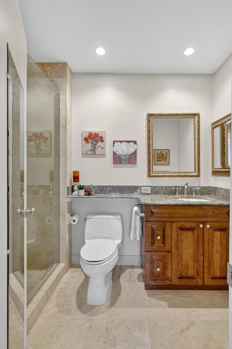 13300 INDIAN ROCKS RD #403