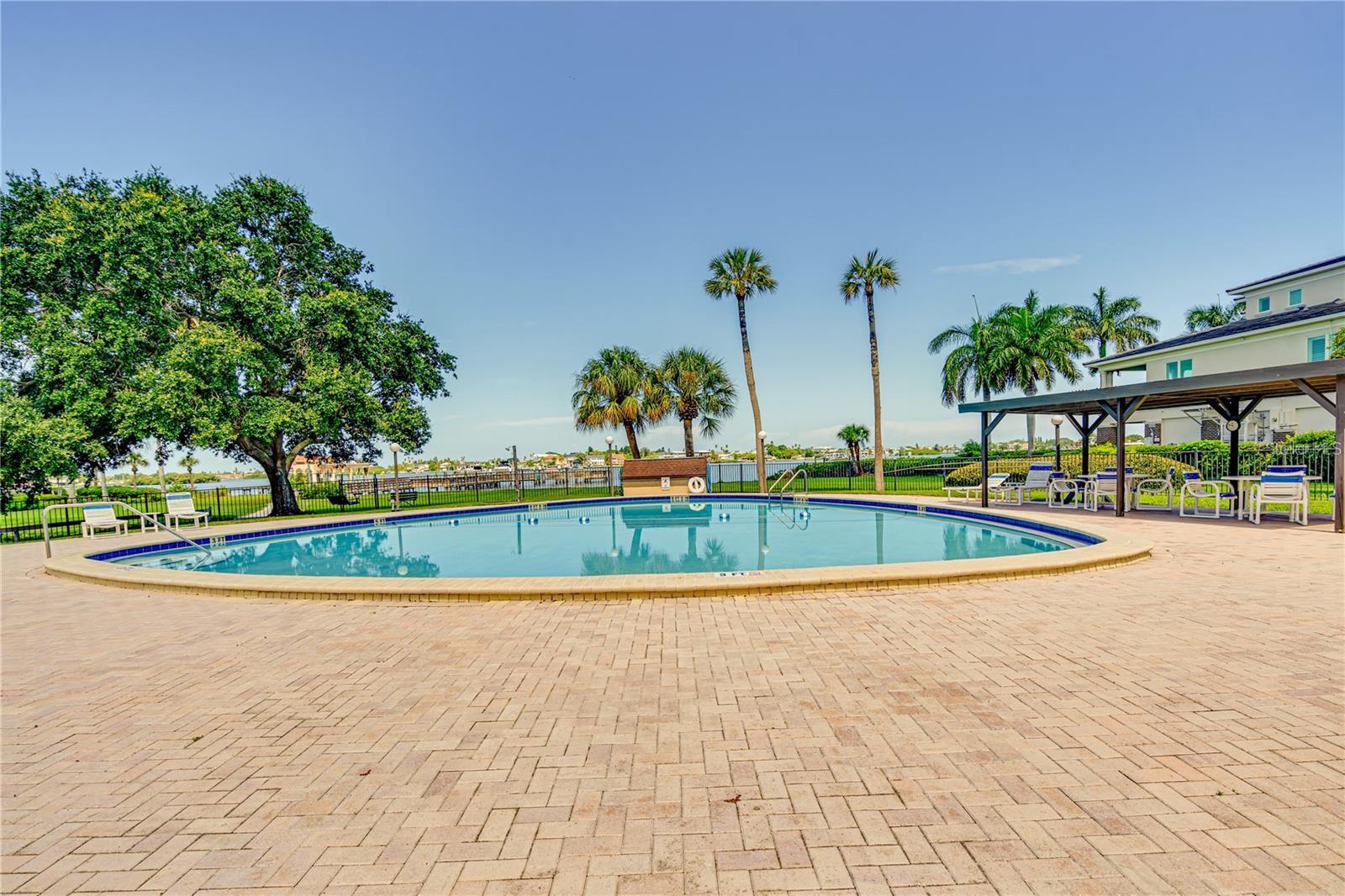 13300 INDIAN ROCKS RD #403