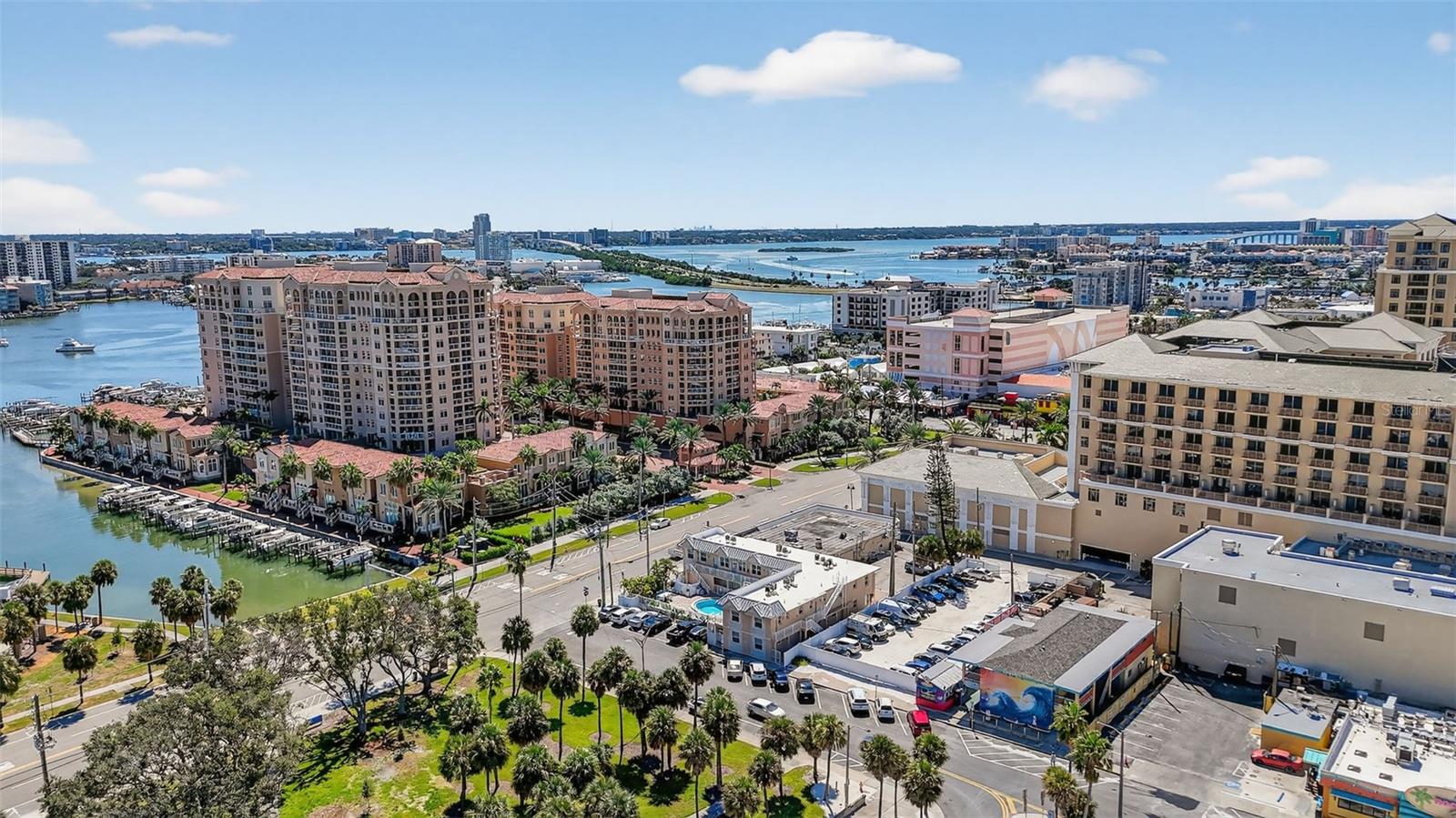 530 MANDALAY AVE #102