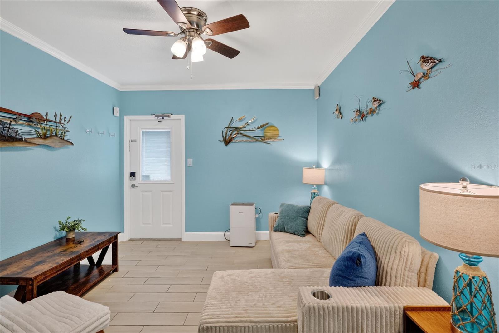 530 MANDALAY AVE #102