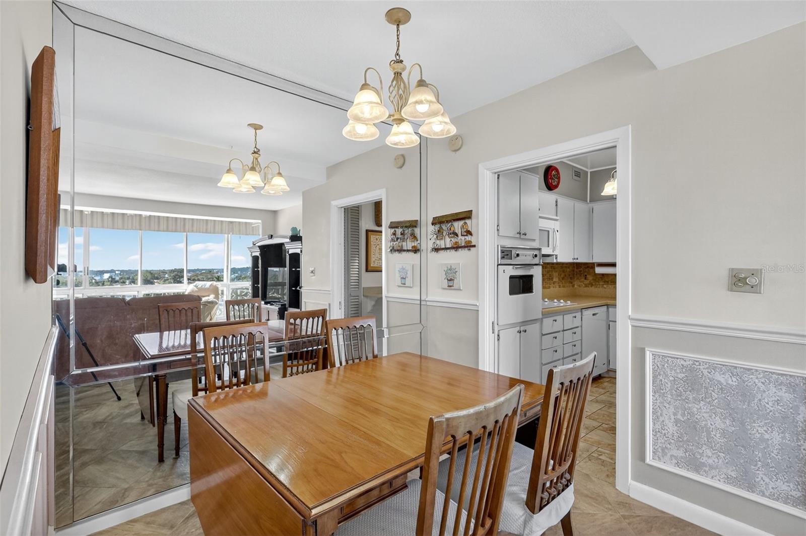 31 ISLAND WAY #408