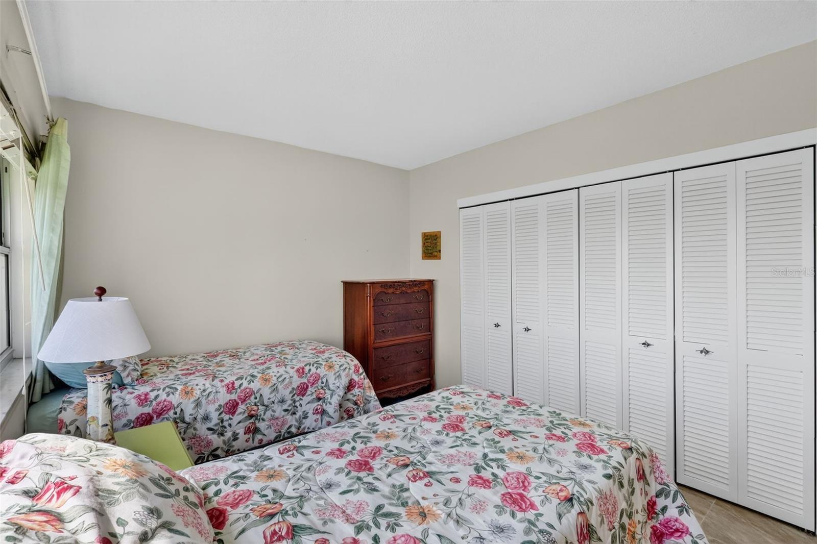 31 ISLAND WAY #408