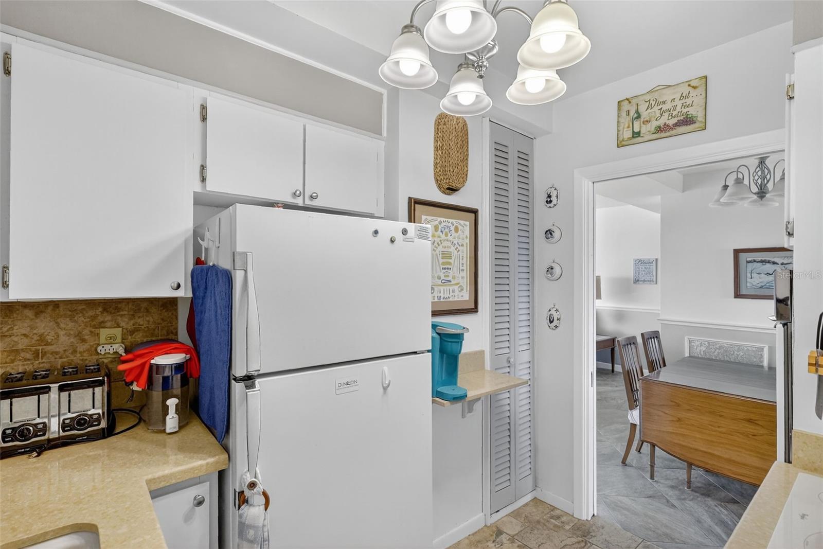 31 ISLAND WAY #408