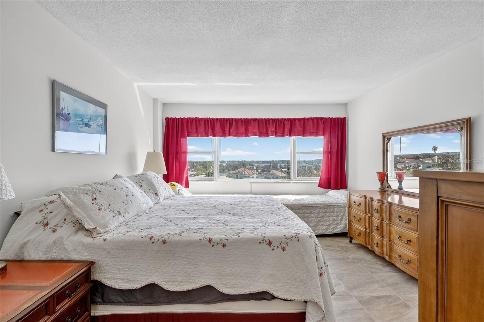 31 ISLAND WAY #408