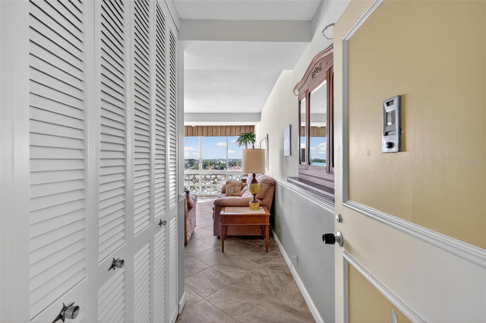 31 ISLAND WAY #408