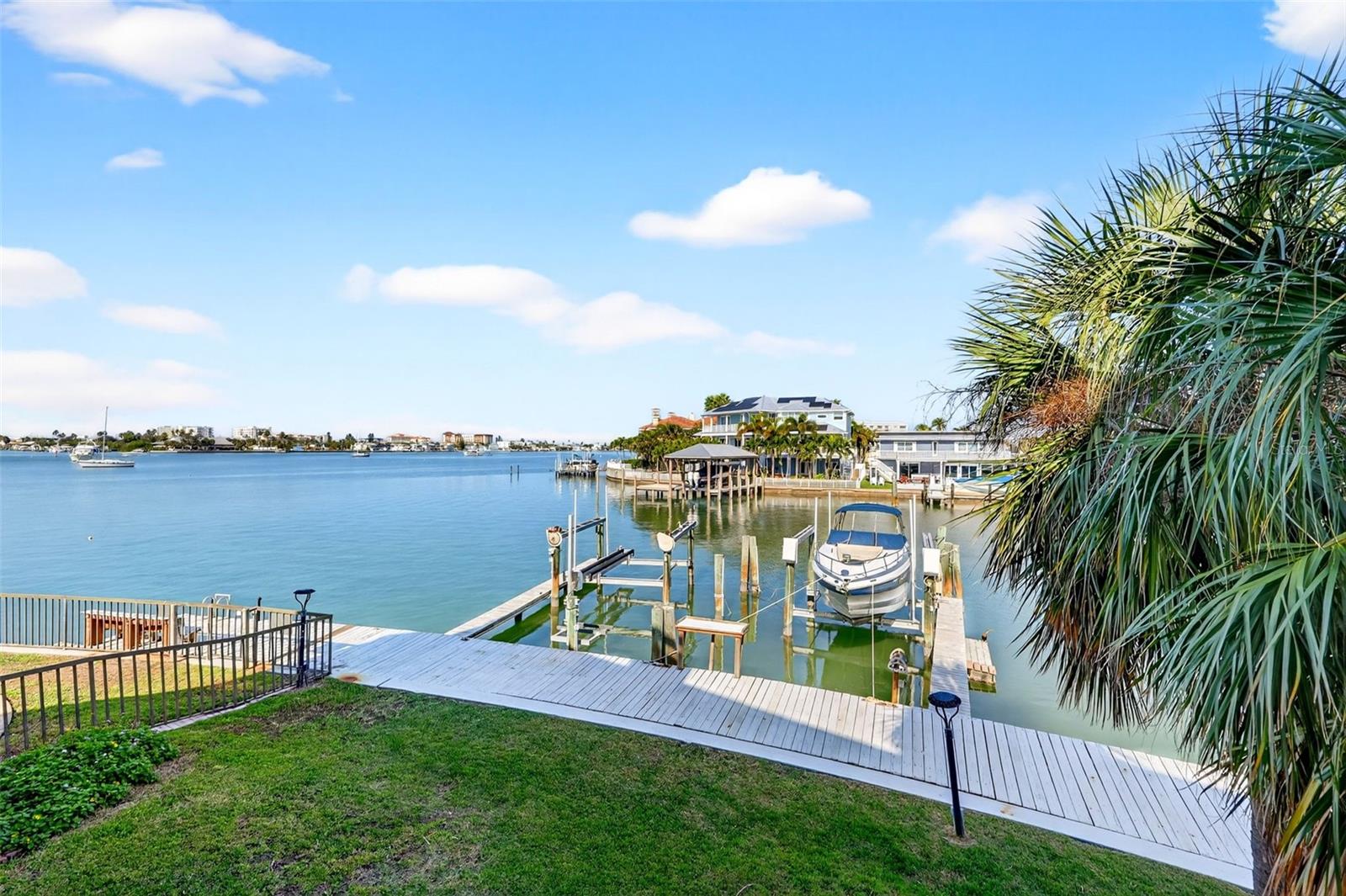 214 SKIFF PT #214