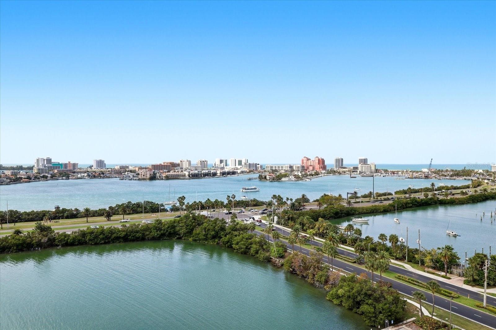 31 ISLAND WAY #1205