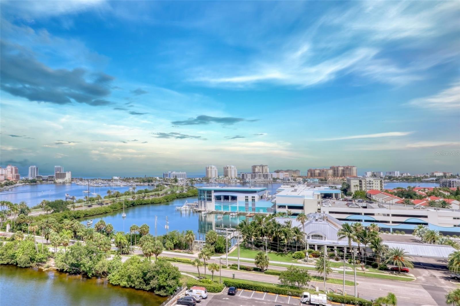 31 ISLAND WAY #1205
