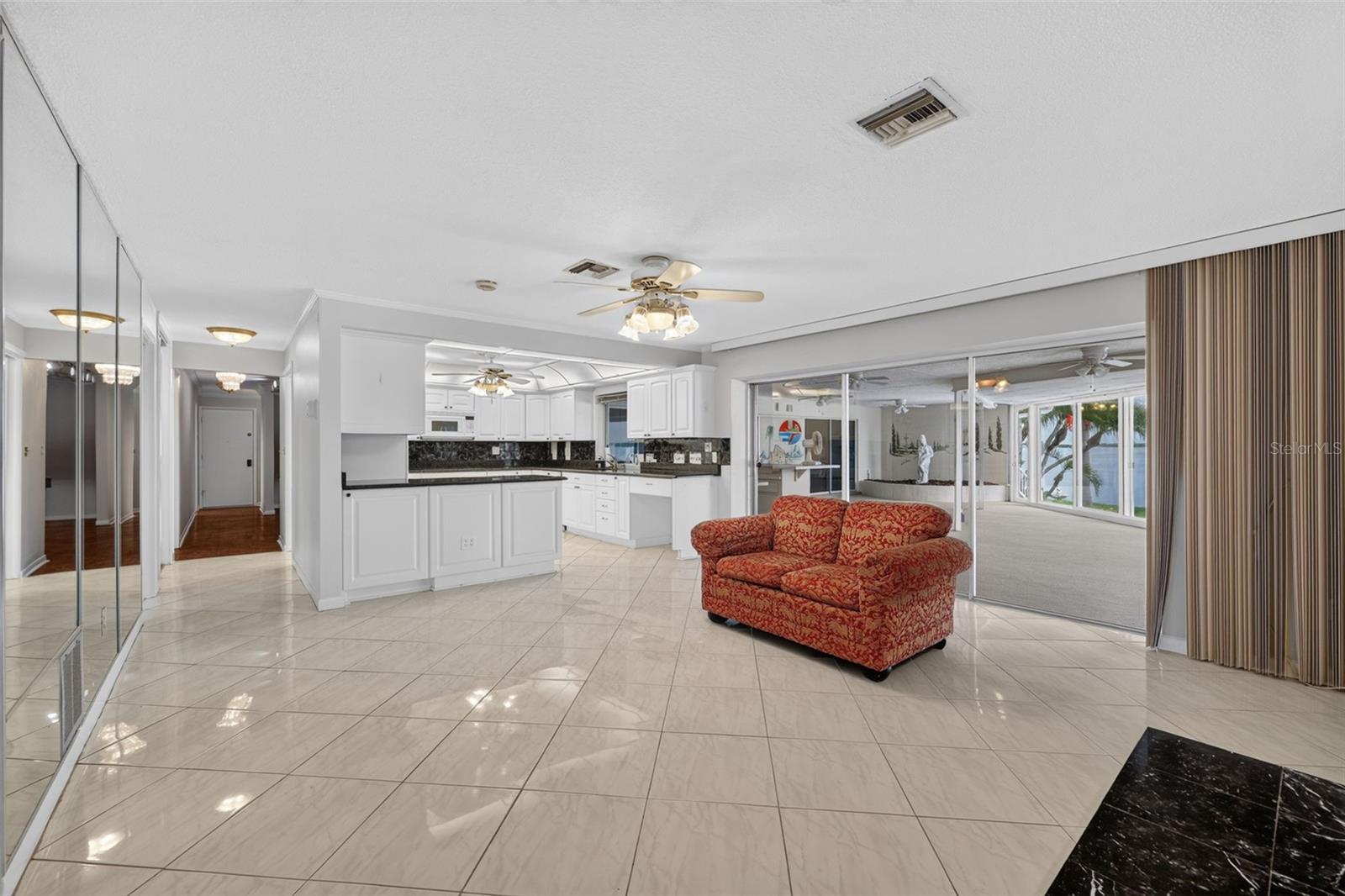 891 ISLAND WAY
