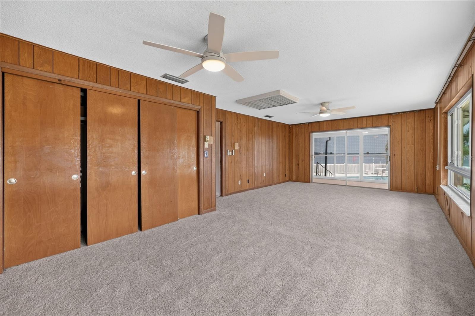891 ISLAND WAY