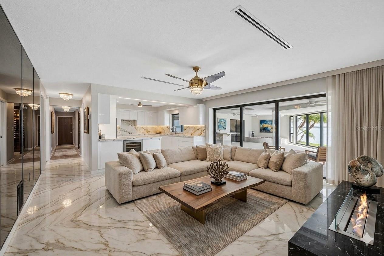 891 ISLAND WAY