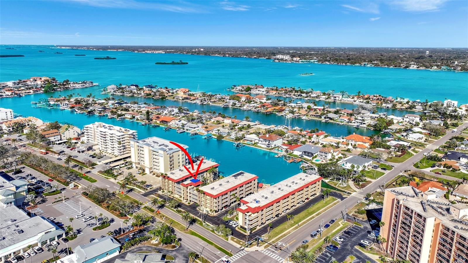 113 ISLAND WAY #241
