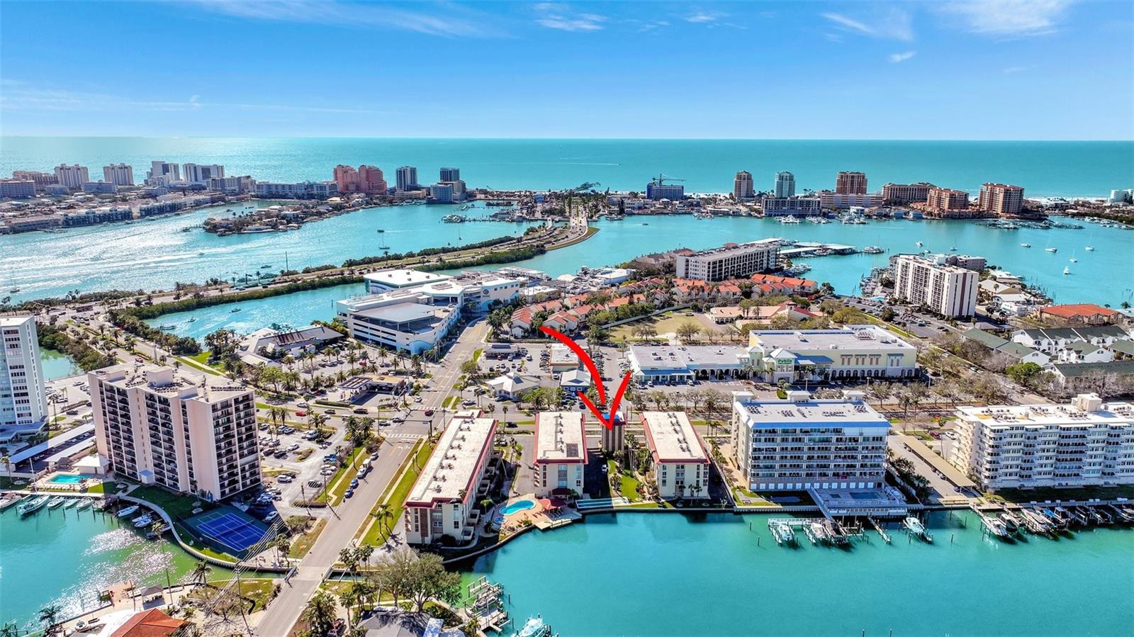 113 ISLAND WAY #241