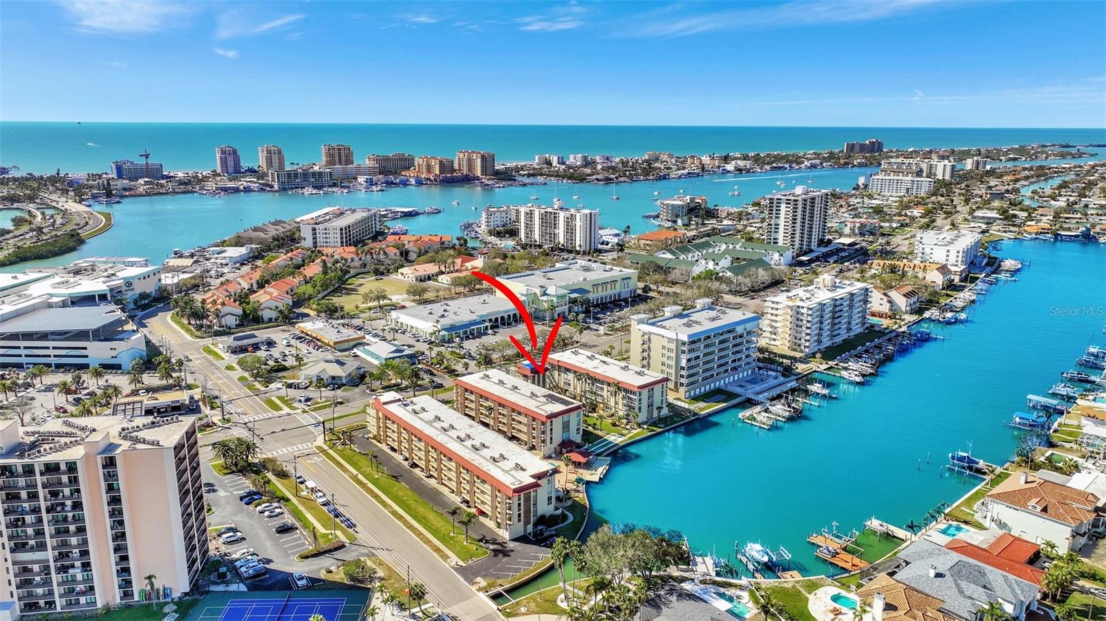 113 ISLAND WAY #241