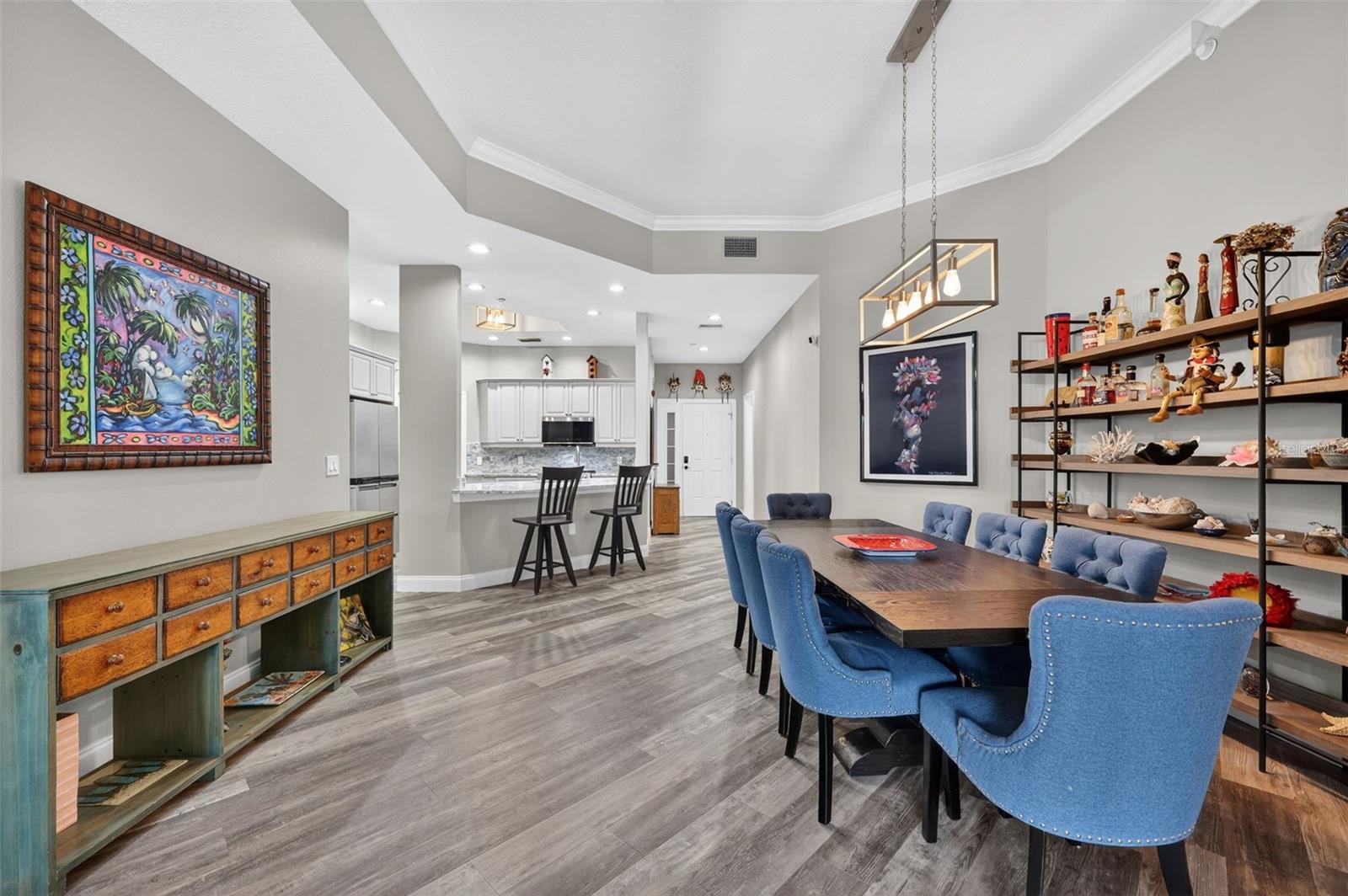 205 BRIGHTWATER DR #202