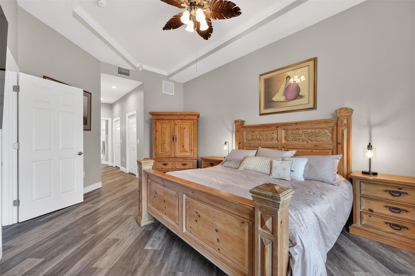 205 BRIGHTWATER DR #202