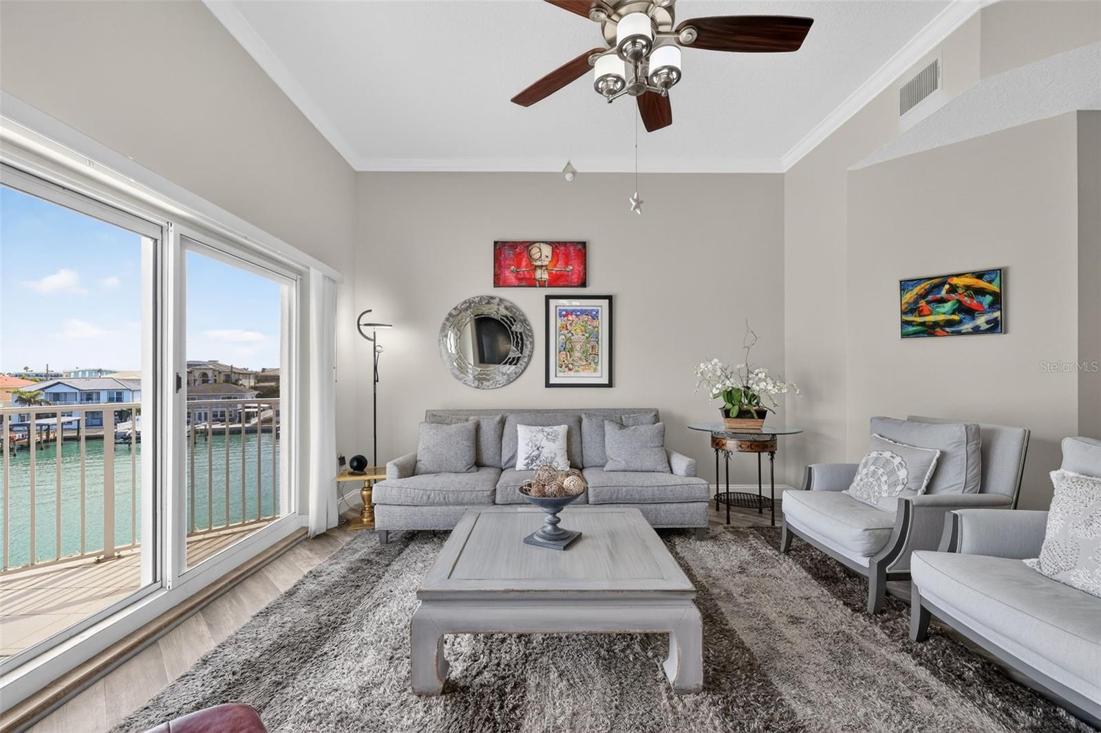 205 BRIGHTWATER DR #202