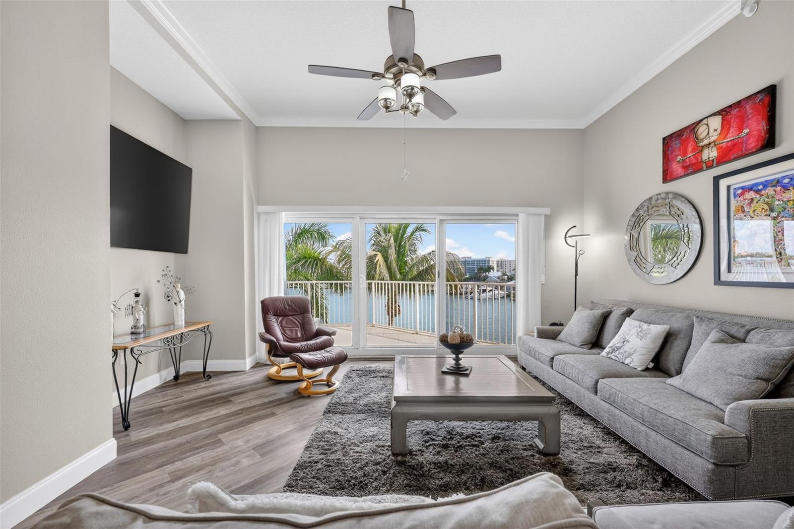 205 BRIGHTWATER DR #202